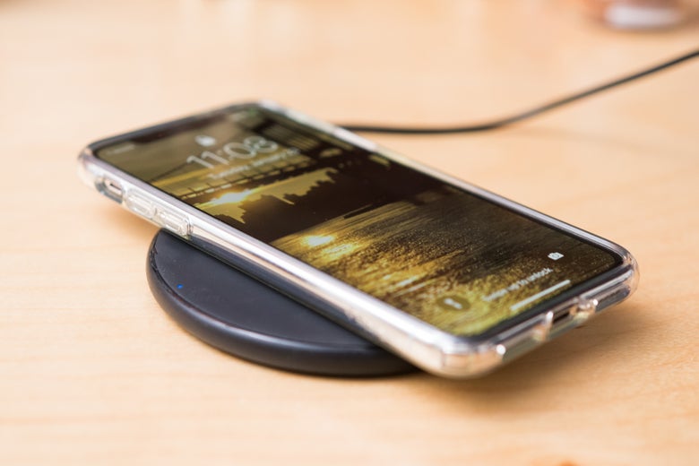 Anker PowerPort Wireless 5 Pad and Stand